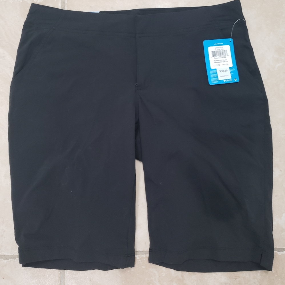 Columbia womens black shorts